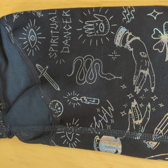 Zumba brand leggings size M - Picture 2 of 5